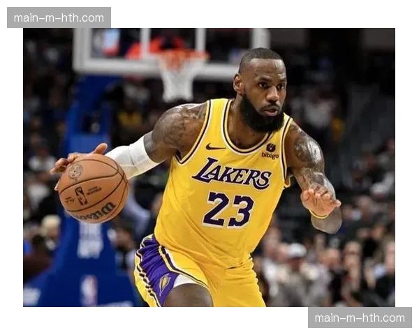 勒布朗·詹姆斯脚踝伤情成疑，湖人队更新其出战勇士关键卡位战状态