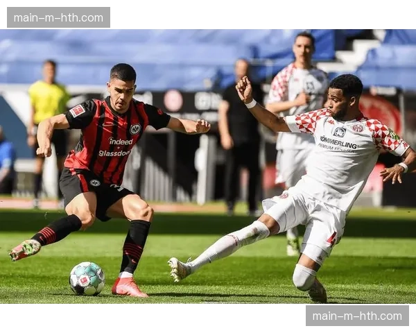 对比分析：近五赛季德甲冠军队在夺冠年的共同特质——极高的攻防转换成功率