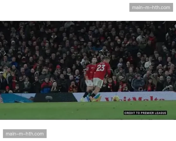 赛前动态:为保级而战,波鸿主帅表示将采用“更简单直接”的战术应对强敌 赛前动态:为保级而战,波鸿主帅表示将采用“更简单直接”的战术应对强敌